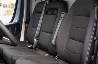 Новий Opel Movano інтер’єр Фото 2