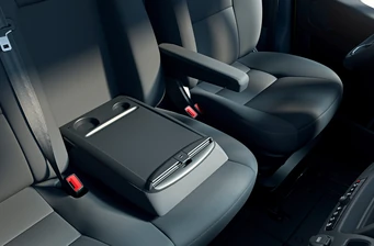 Новий Opel Movano інтер’єр Фото 3