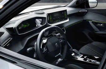 Новий Peugeot 2008 інтер’єр 