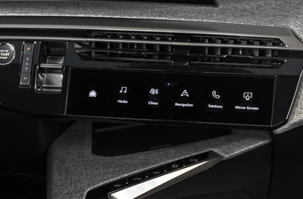 Новий Peugeot 3008 технології та безпека Фото 2