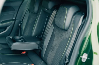Новий Peugeot 308 інтер’єр Фото 3