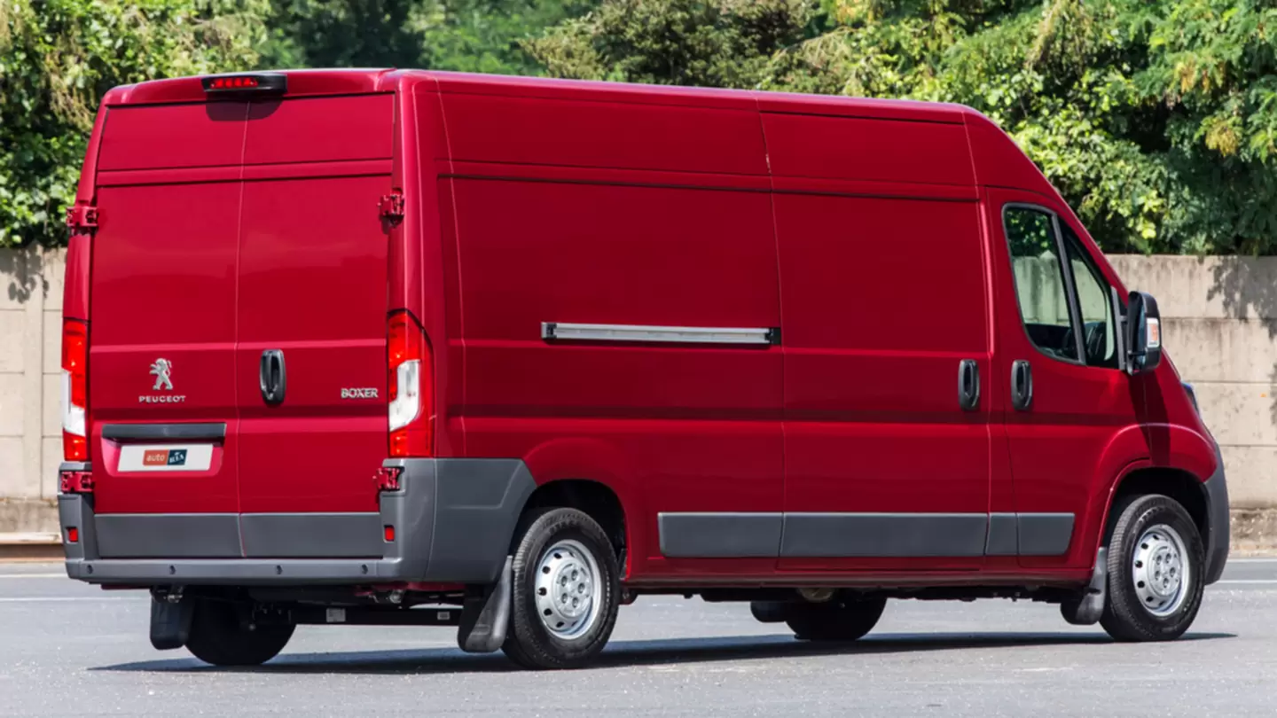 Новий Peugeot Boxer Фото Фото 3