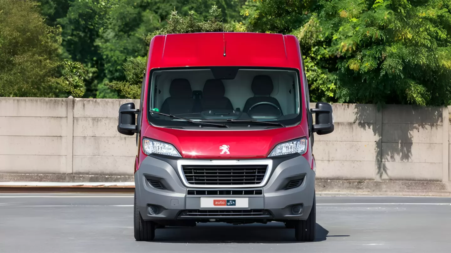 Новий Peugeot Boxer Фото Фото 4