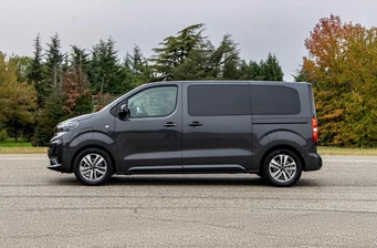 Новий Peugeot Traveller екстер’єр Фото 3