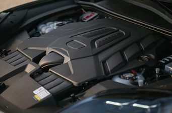 Новий Porsche Cayenne Coupe технології та безпека 