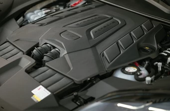 Новий Porsche Cayenne технології та безпека Фото 3