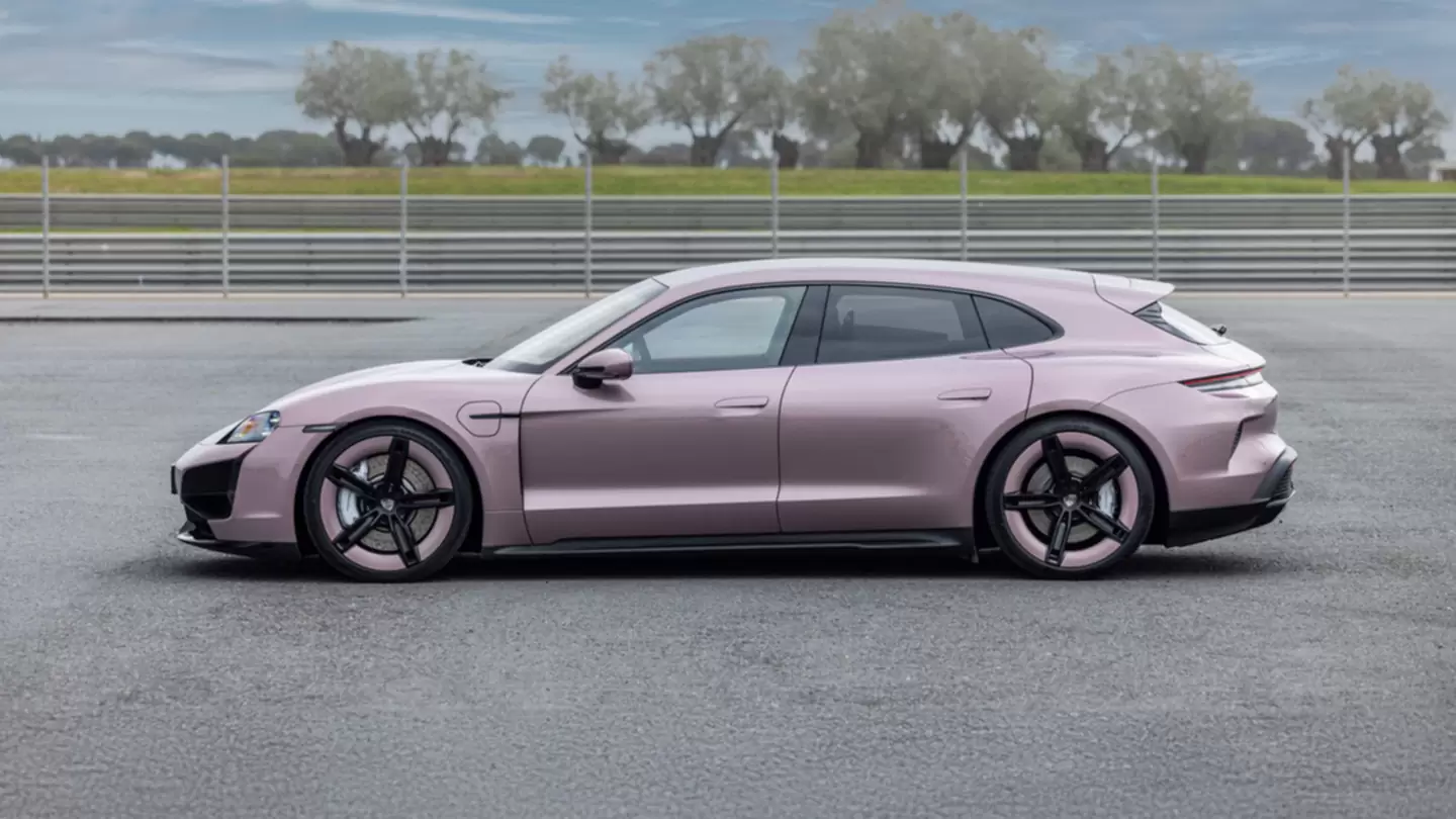 Новий Porsche Taycan Sport Turismo Фото Фото 3