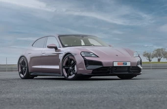 Новий Porsche Taycan Sport Turismo екстер’єр 