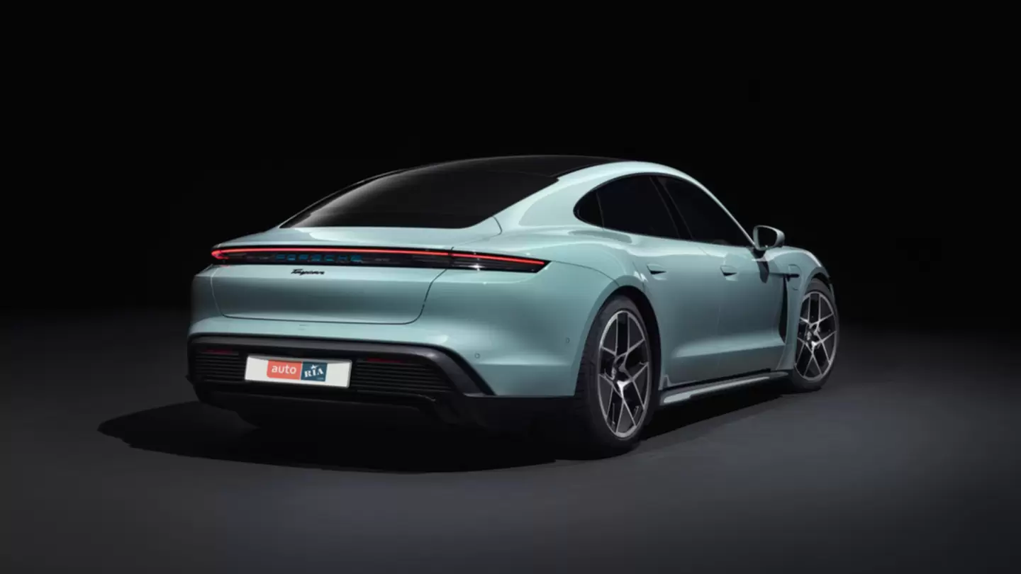 Новий Porsche Taycan Фото Фото 3