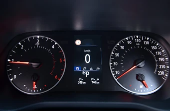 Новий Renault Trafic технології та безпека Фото 2