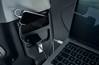 Новий Renault Trafic технології та безпека 