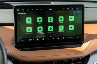 Новий Skoda Enyaq технології та безпека Фото 3