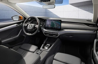 Новий Skoda Octavia інтер’єр 