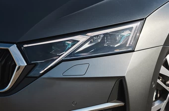 Новий Skoda Octavia екстер’єр Фото 2