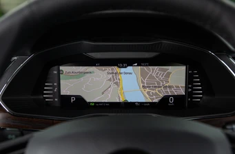 Новий Skoda Superb технології та безпека Фото 6