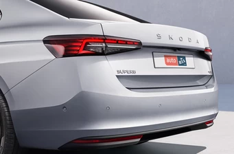 Новий Skoda Superb екстер’єр Фото 3