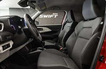 Новий Suzuki Swift інтер’єр Фото 2