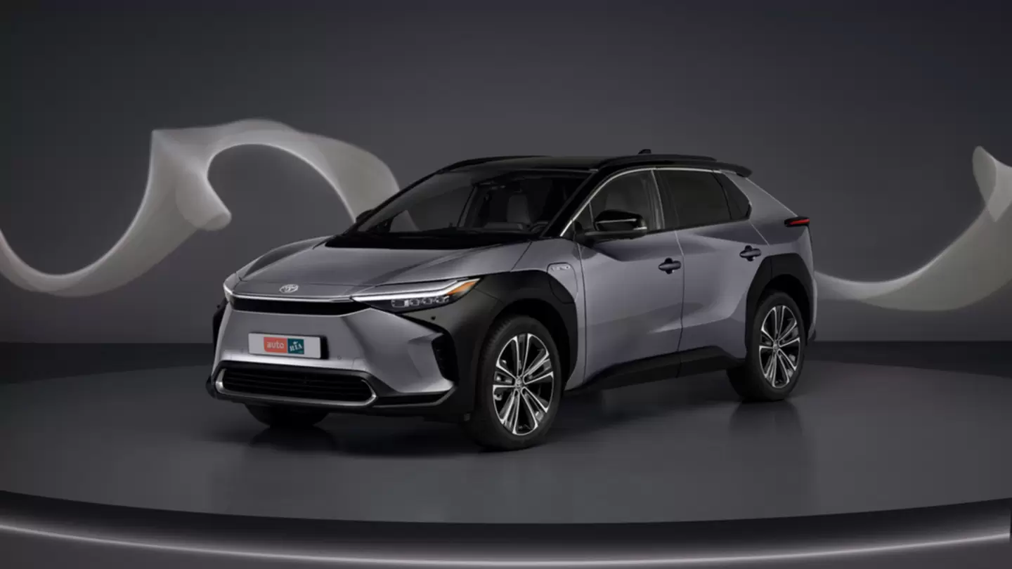 Новий Toyota bZ4X