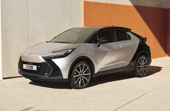 Новий Toyota C-HR екстер’єр 