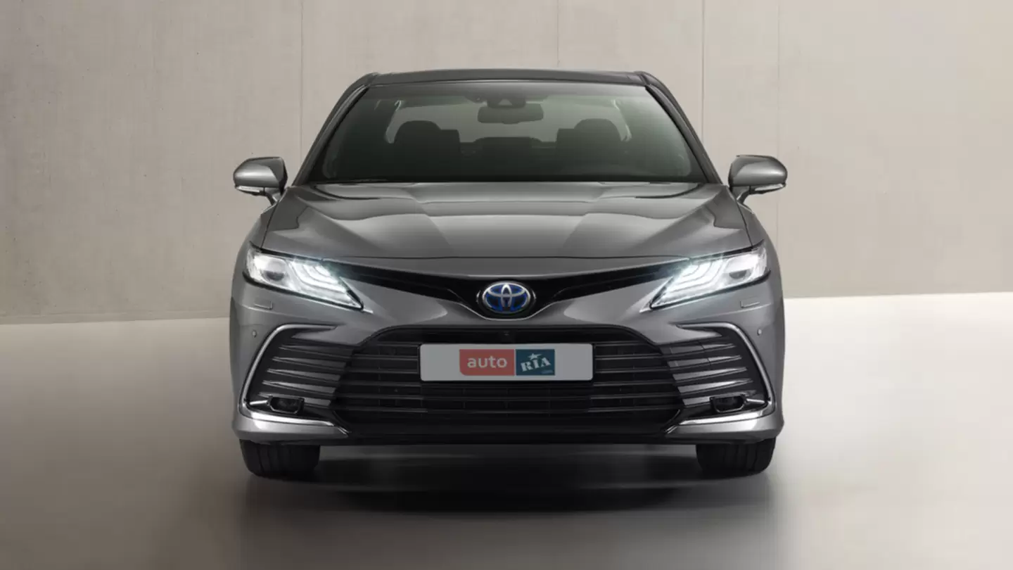 Новий Toyota Camry Фото Фото 2