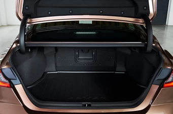 Новий Toyota Camry інтер’єр Фото 3