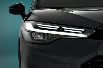 Новий Toyota Corolla Cross екстер’єр 