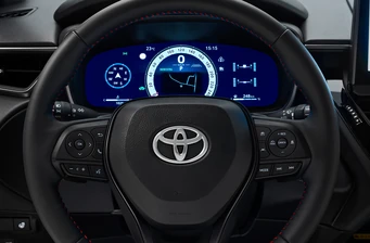 Новий Toyota Corolla Cross технології та безпека 