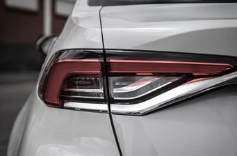 Новий Toyota Corolla екстер’єр Фото 3