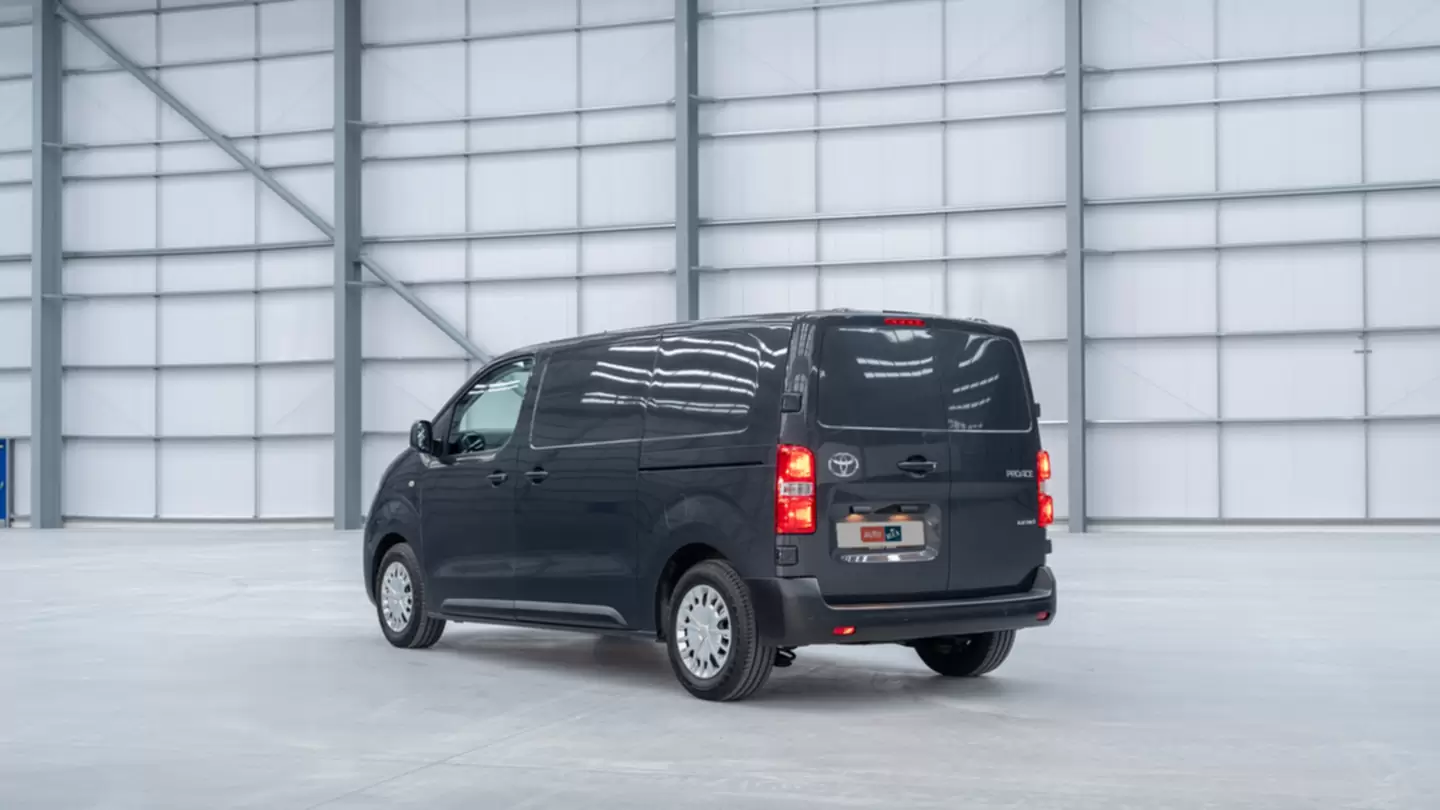 Новий Toyota Proace Фото Фото 3