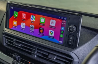 Новий Toyota Proace технології та безпека Фото 2