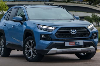 Новий Toyota RAV4 екстер’єр 