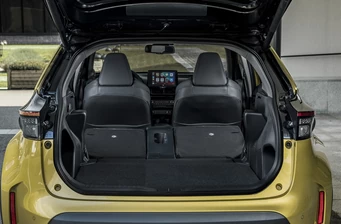 Новий Toyota Yaris Cross інтер’єр Фото 3
