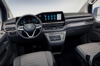 Новий Volkswagen Caravelle інтер’єр 