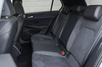 Новий Volkswagen Golf інтер’єр Фото 2