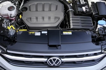 Volkswagen T-Roc - фото