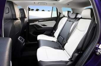 Новий Volkswagen Tayron інтер’єр Фото 3