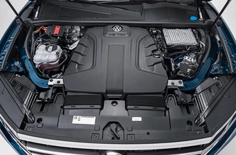 Volkswagen Touareg - фото