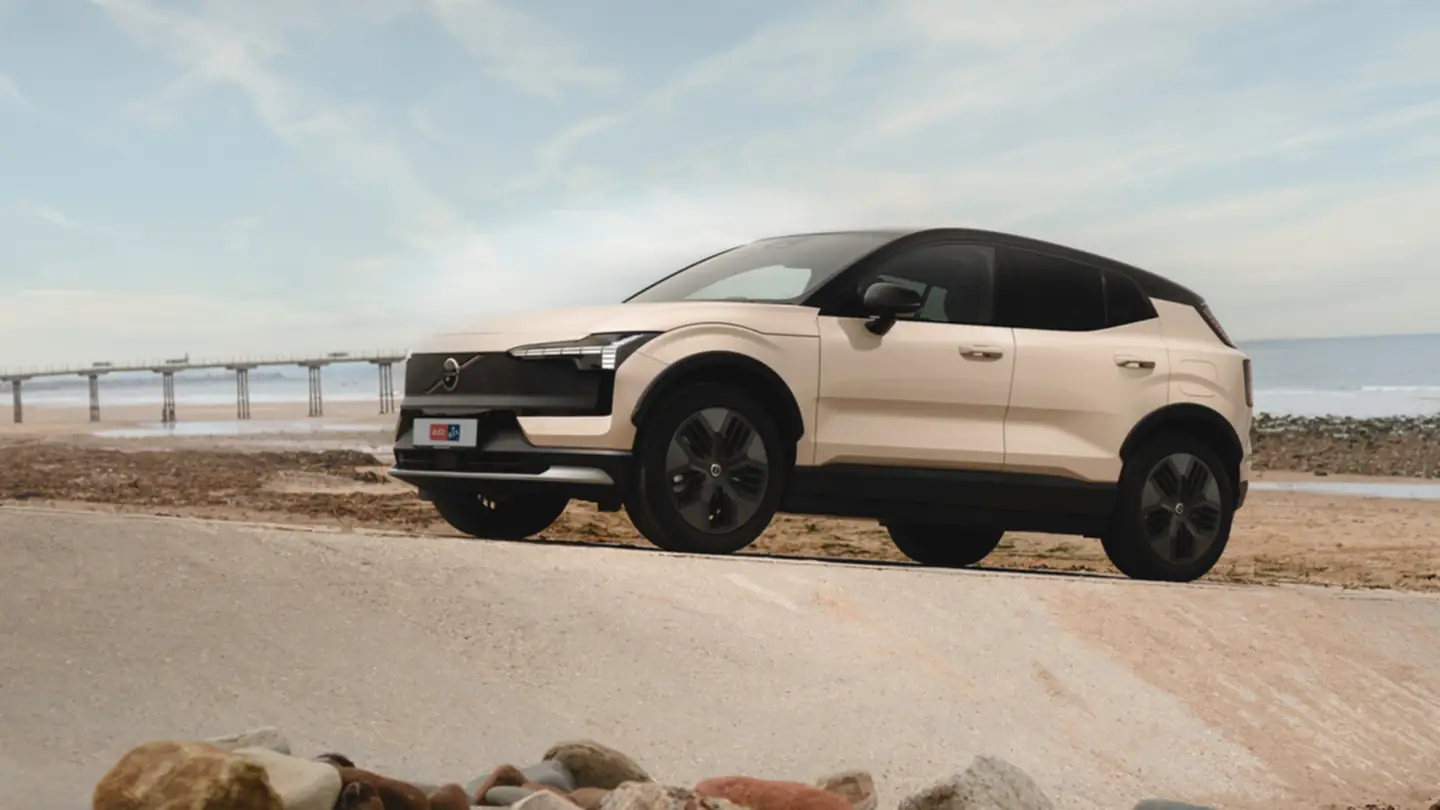 Новий Volvo EX30 Cross Country Фото 