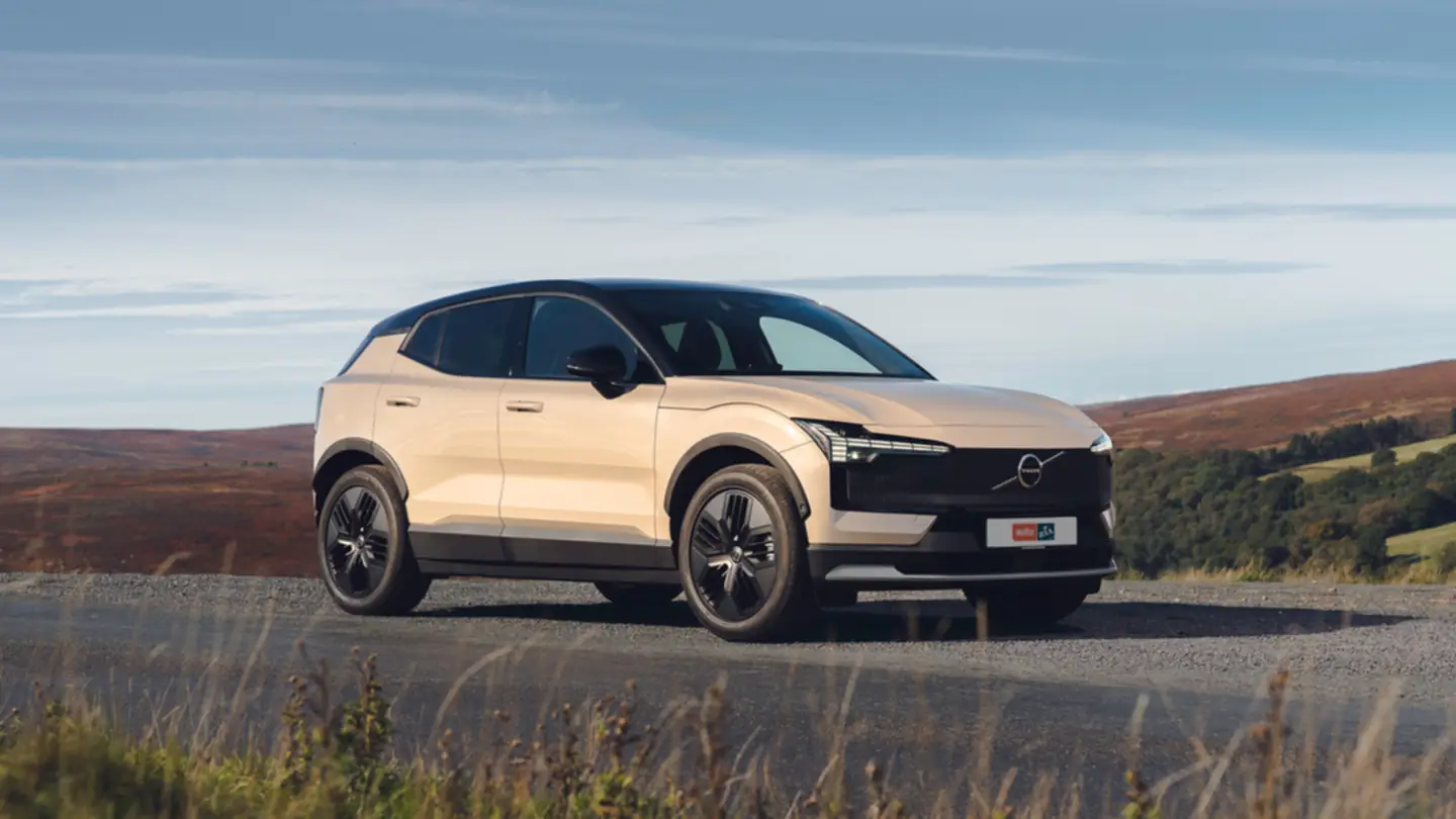 Новий Volvo EX30 Cross Country Фото Фото 2