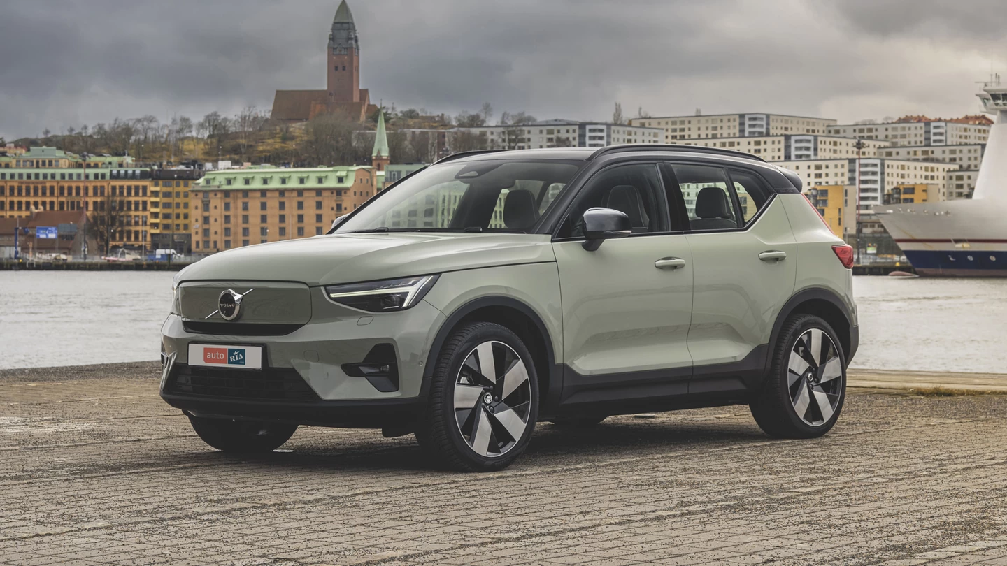 Volvo XC40 Recharge 2024 - фото 1