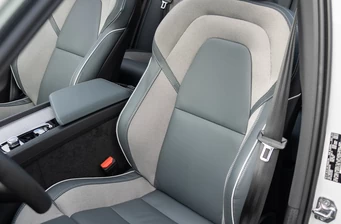 Новий Volvo XC60 інтер’єр Фото 2
