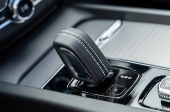 Новий Volvo XC60 технології та безпека Фото 3