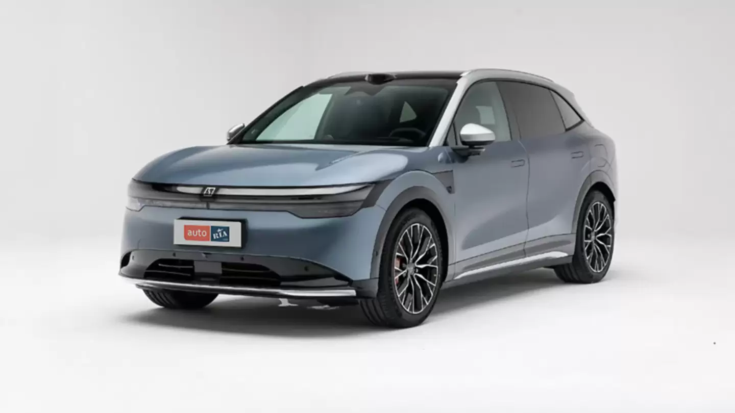 Новий Zeekr 7X