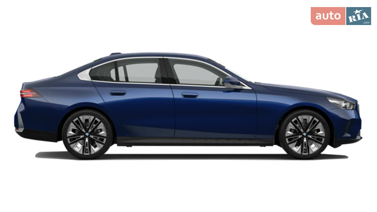 Новый BMW 5 Series G60 седан - фото 3