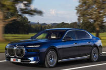 Новий BMW 7 Series G70 седан - фото 10