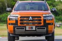 Новый Mitsubishi L 200 6 поколение пикап - фото 5