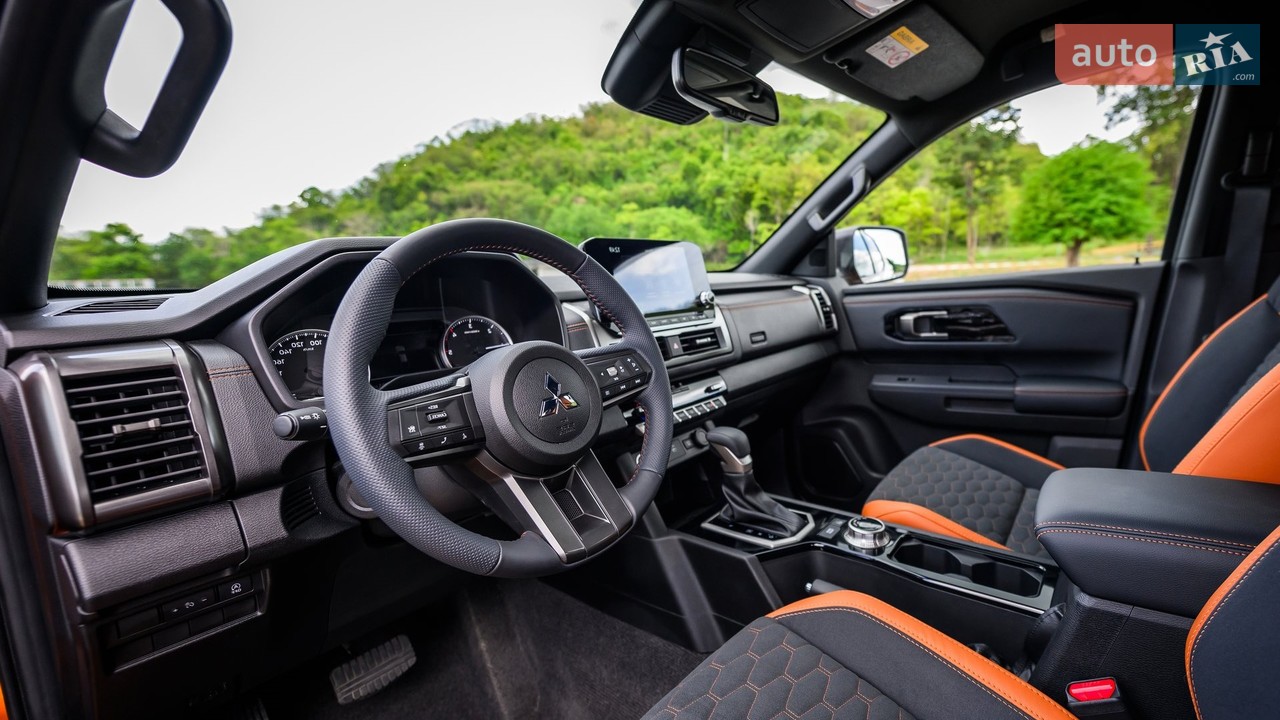 Новый Mitsubishi L 200 6 поколение пикап - фото 2