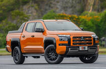 Новый Mitsubishi L 200 6 поколение пикап - фото 8