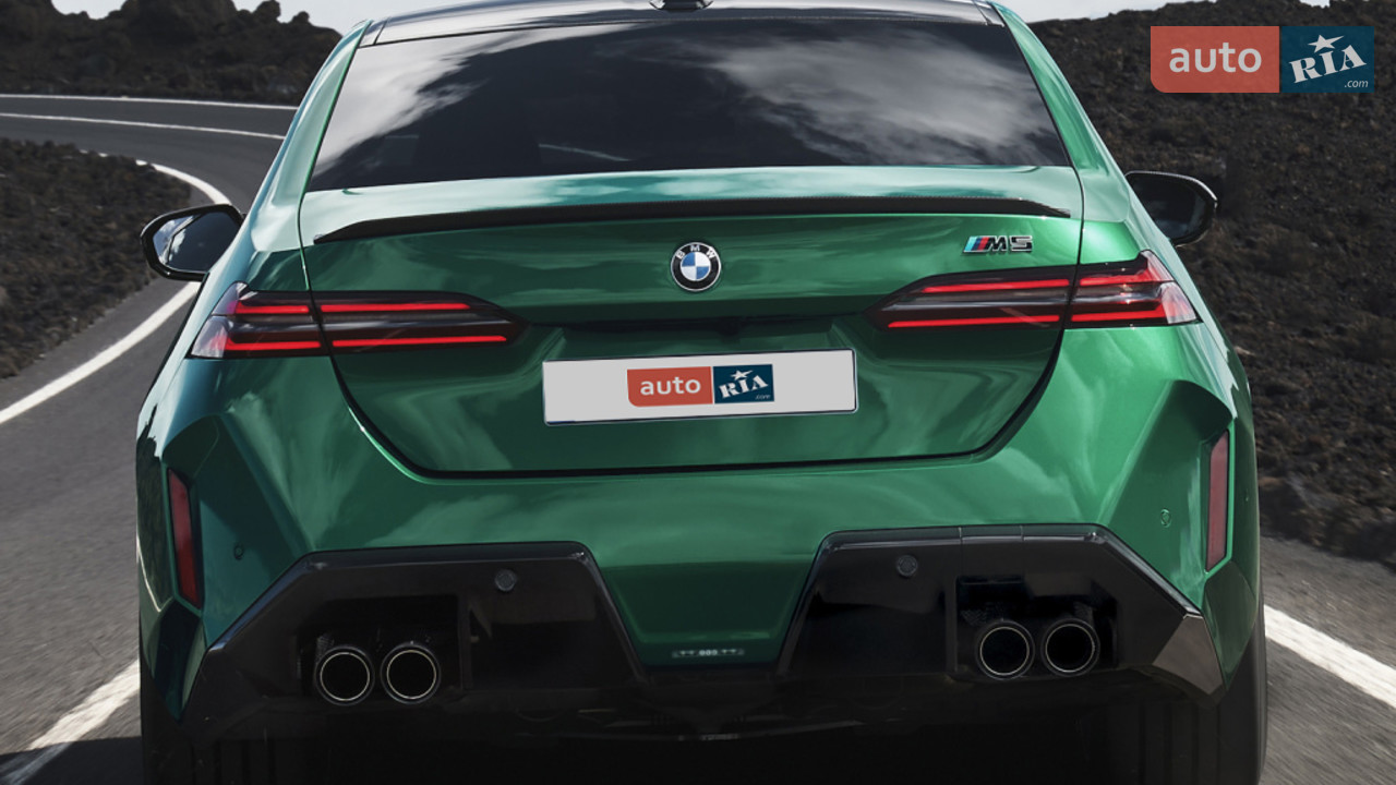 Новий BMW M5 G90 седан - фото 4