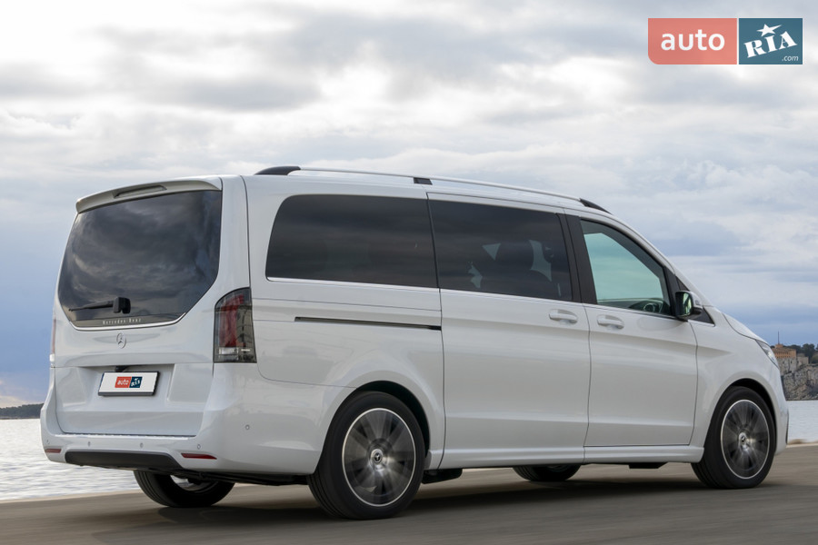 Новый Mercedes-Benz V-Class W447 (FL) минивэн - фото 7